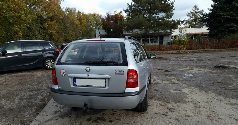 Skoda Octavia cena 14700 przebieg: 280000, rok produkcji 2010 z Terespol małe 211